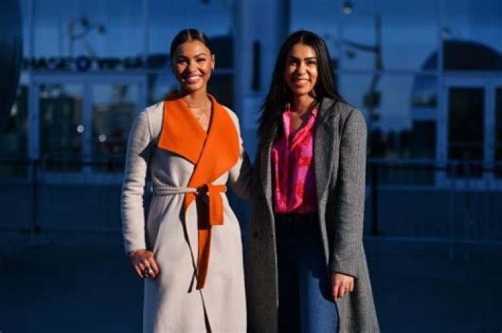 How old is Kendra and Malika Andrews?