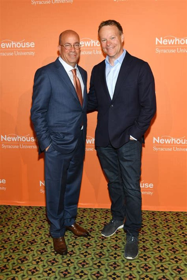 How tall is Jeff Zucker? Check out height and weight