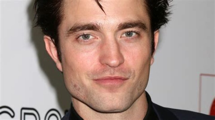 How Tall Is Robert Pattinson?