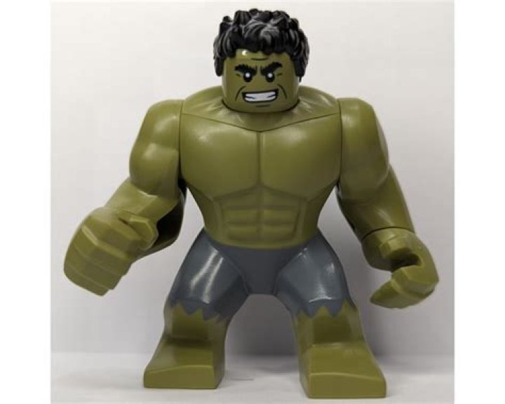 Leaked Avengers: Endgame LEGO Minifig Shows Us A Smiling Hulk
