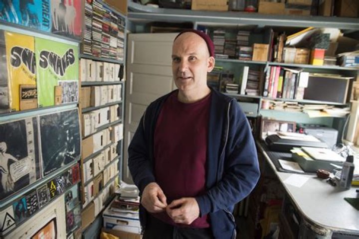 Ian MacKaye Biography - Childhood, Life Achievements & Timeline
