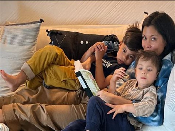 
Is Alex Wagner, The American Journalist, Pregnant Again? 