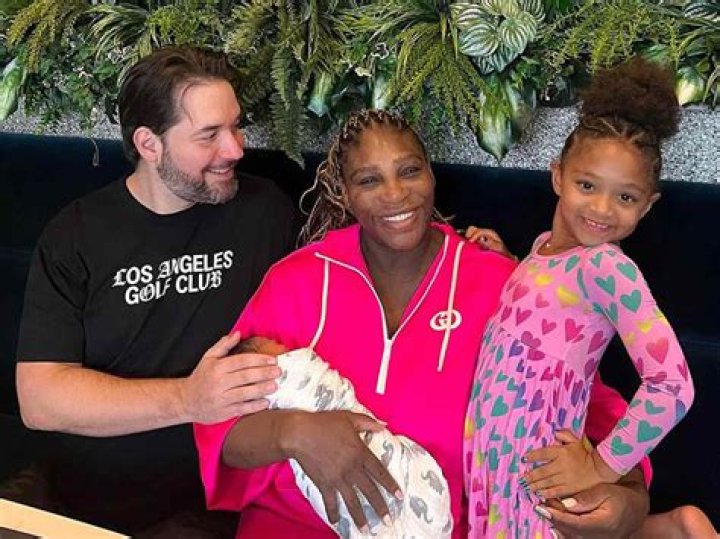 Is Barry Williams daughter black?