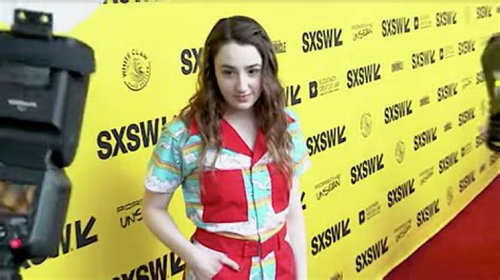 Is ‘Cha Cha Real Smooth’ star Vanessa Burghardt on the spectrum IRL?