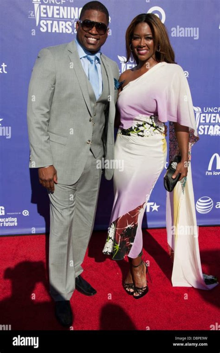 
Is David Banner Married? Or Dating a Girlfriend? 