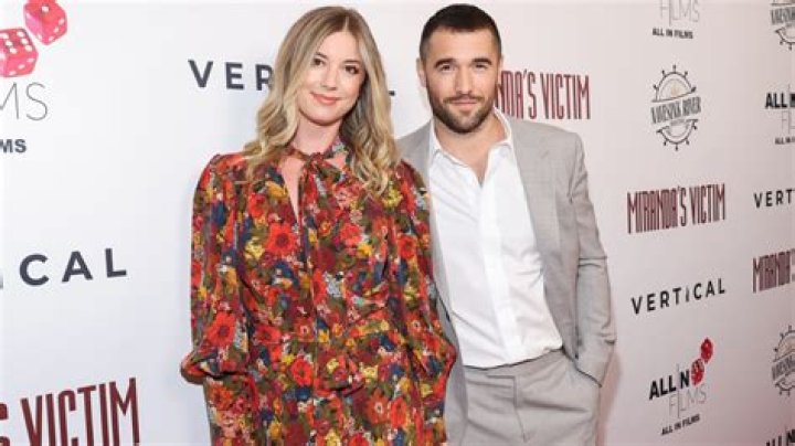 Is Emily Vancamp Pregnant? Meet Her Husband and Baby