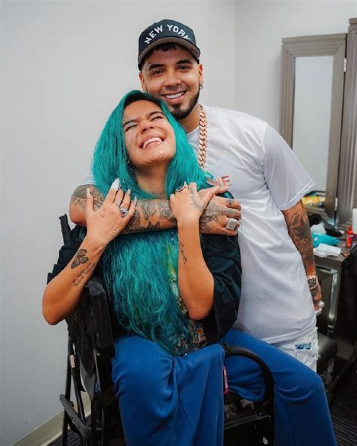Is Karol G and Anuel AA back together? How did Karol G and Anuel AA meet?