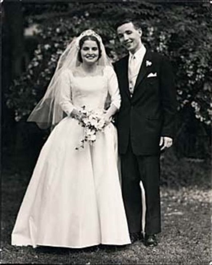 Is Madeleine Albright husband Joseph Albright still alive?