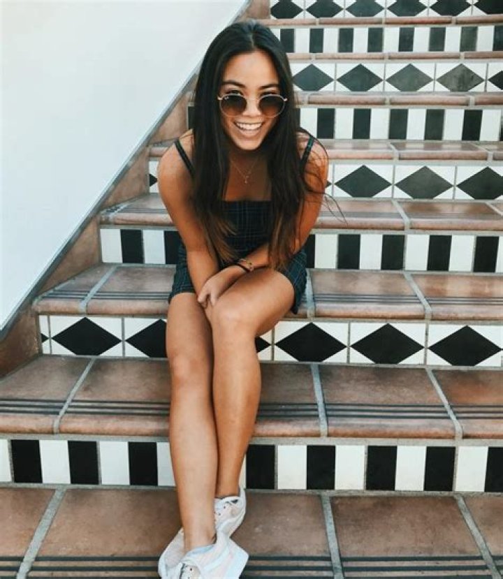 Jaycee Horn age, height, ethnicity, family, college, 40 time, draft, trade, net worth, Instagram