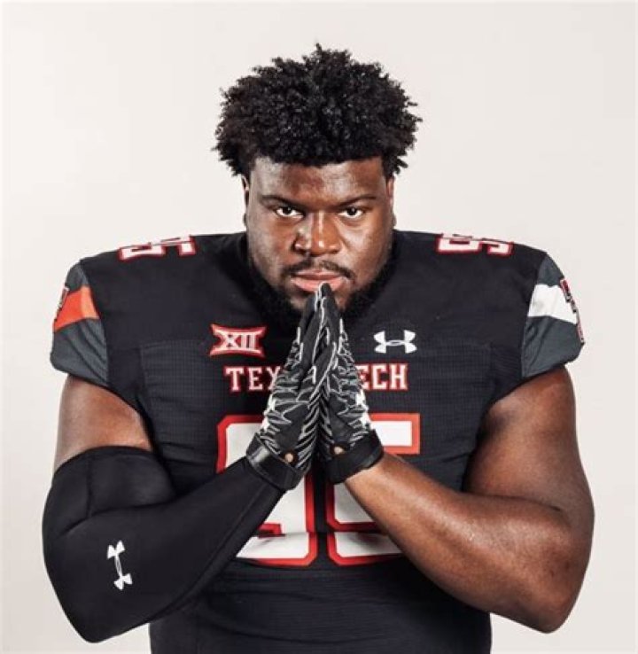 
Jaylon Hutchings Height, Weight, Net Worth, Age, Birthday, Wikipedia, Who, Nationality, Biography 
