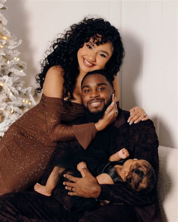 Jaylon Johnson family, wife, children, parents, siblings