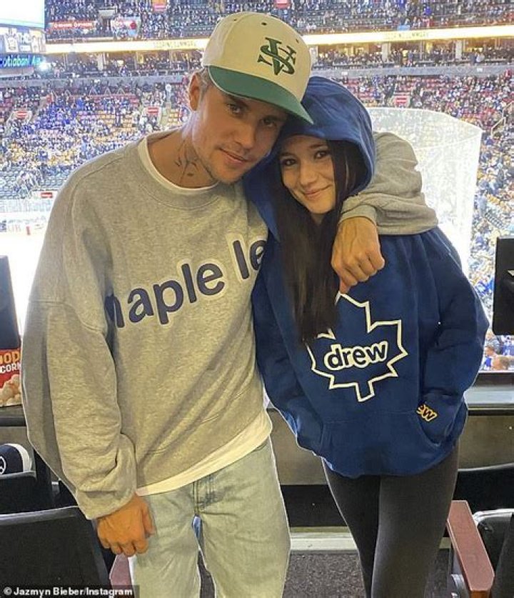 Jazmyn Bieber - Bio, Facts, Family Life of Justin Bieber's Sister