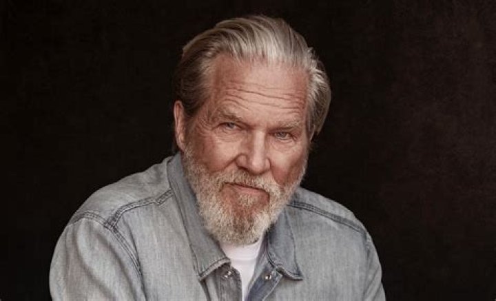 Jeff Bridges Biography - Facts, Childhood, Family Life & Achievements