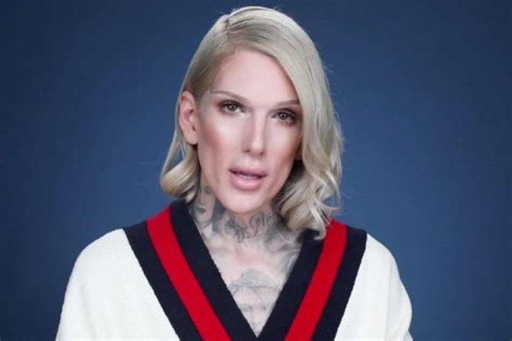Jeffree Star Updates His Fans After Scary Car Accident – ‘My Back Is Broken’