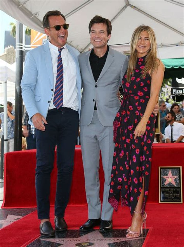 Jennifer Aniston, Jason Bateman And T.J. Miller Will Stage An Office Christmas Party Later This Year