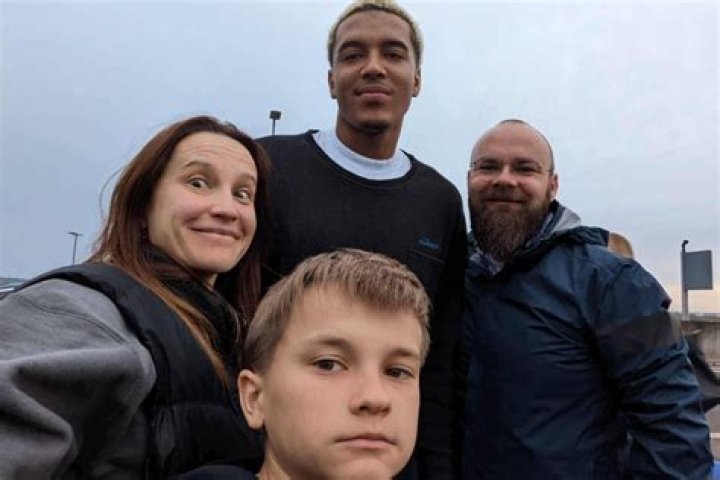 Jeremy Sochan family, parents, siblings, girlfriend