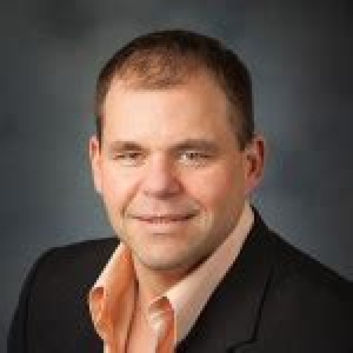 Dr. Jerome Oakey, MD – Bloomington, IL