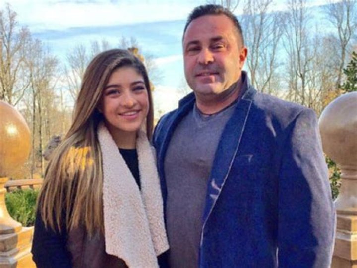 Joe And Teresa Giudice’s Daughter Gia Starts Petition Asking President Trump To Stop Dad’s Deportation