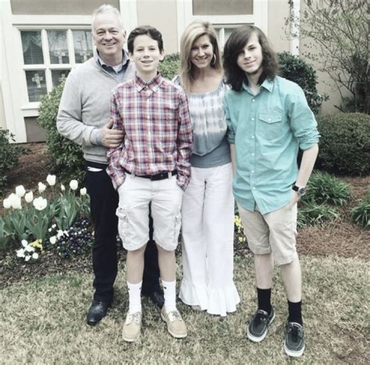 Joe Riggs family, wife, children, parents, siblings