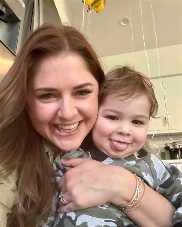 Who is Lona Skutt? Bio, age, children, Instagram