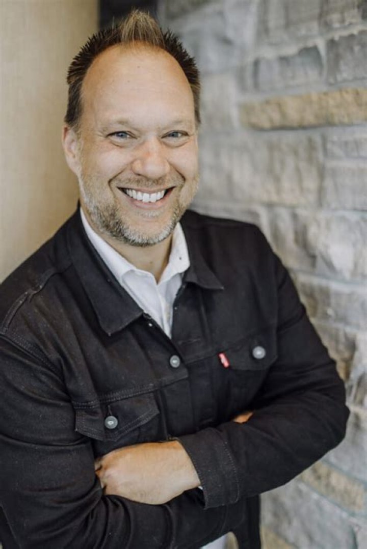 Dr. Jonathan Claussen, MD – Staples, MN