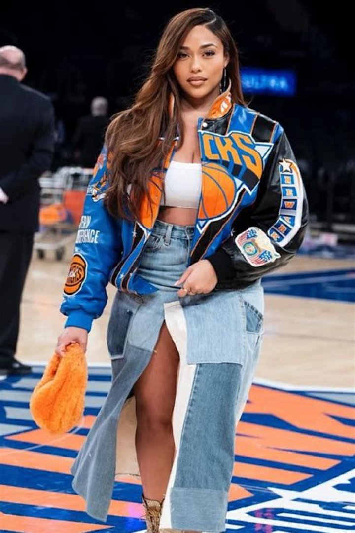 Jordyn Woods Looks Sultry In Swimsuit – Says She’s ‘Blessed’ Despite The Tristan Thompson Drama