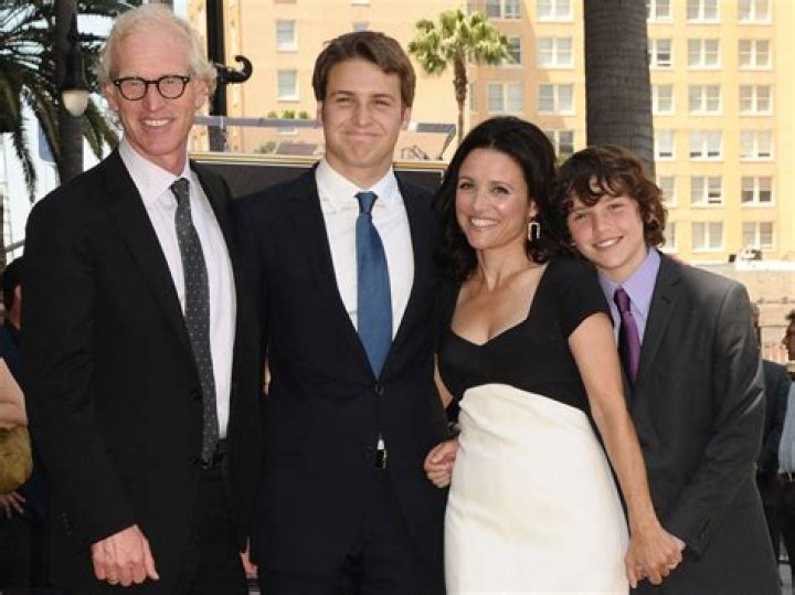 Julia Louis-Dreyfus family, husband, children, parents, siblings