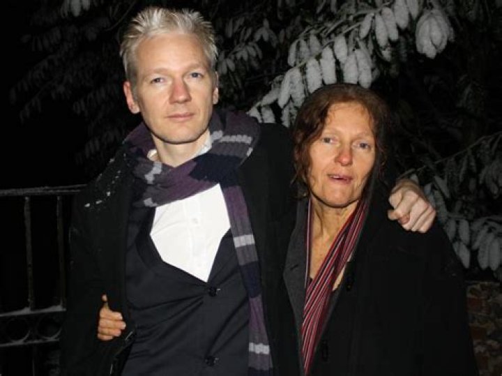 Richard Assange, Christine Ann Hawkins