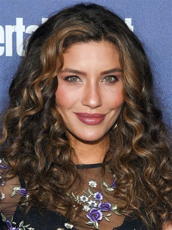 Juliana Harkavy - Bio, Facts, Family Life of Actress
