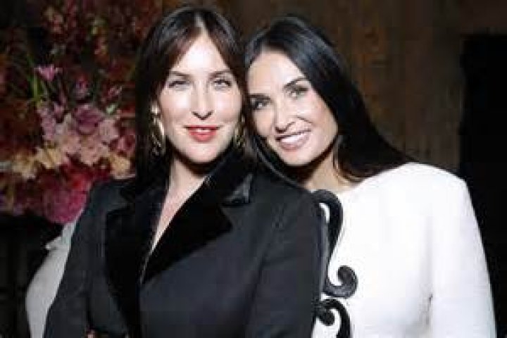 Julianne Moore siblings: Meet Peter Moore Smith, Valerie Smith