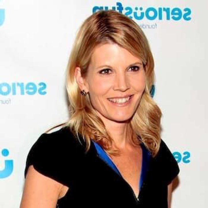 Kate Snow Bio, Age, Height, Parents, Siblings, Husband, Kids, NBC, Salary