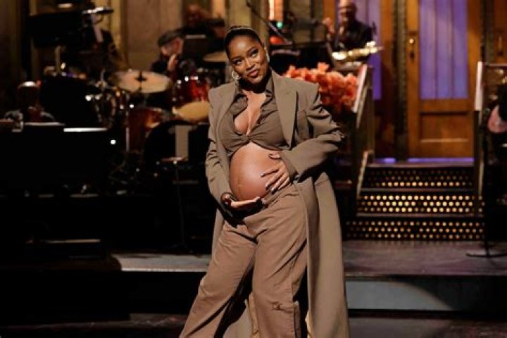
Keke Palmer Reveals She’s Pregnant, Expecting First Baby with Boyfriend During ‘SNL’ Hosting Debut 