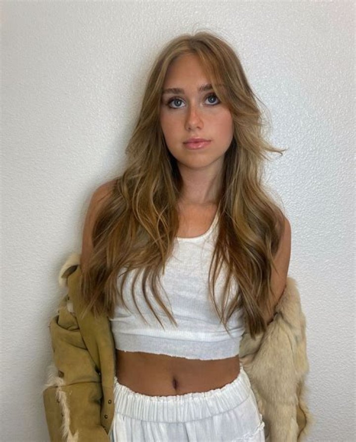 Kelly Gale (Model) Wiki, Bio, Age, Affairs, Height, Weight, Boyfriend, Dating, Net Worth, Facts