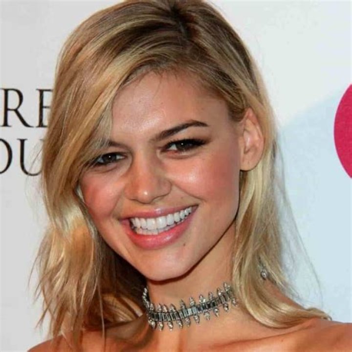 Kelly Rohrbach Wiki, Biography , Age, Height, Boyfriend, Parents, Net Worth, Kids