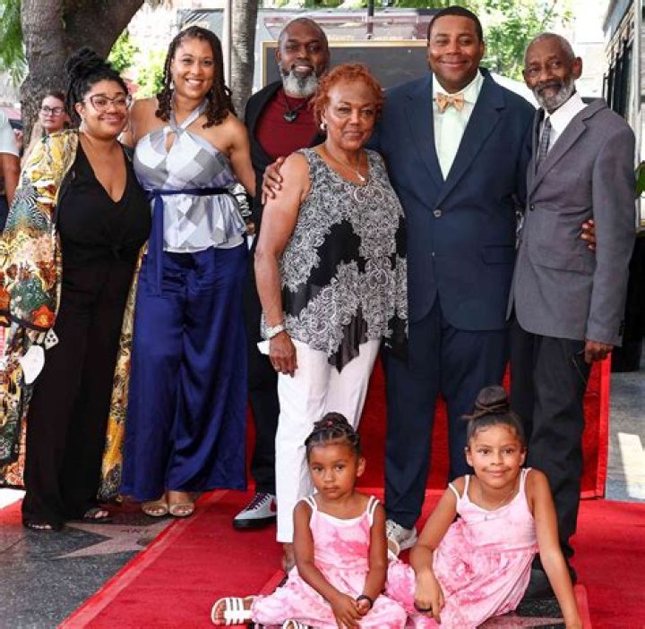 Kenan Thompson family: Parents, siblings, wife, children