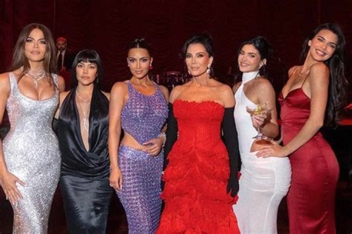 Khloe Kardashian Pens Emotional Message For Kylie Jenner’s Birthday