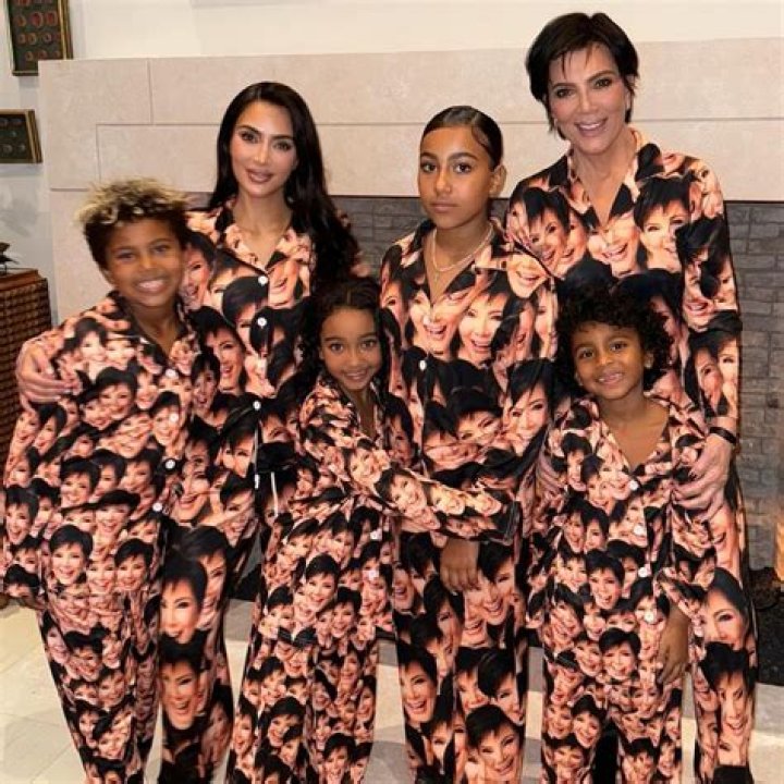 
Kim Kardashian Says Her Employees Intentionally Wear Color-Coordinated Outfits: ‘I Have Uniforms’ 