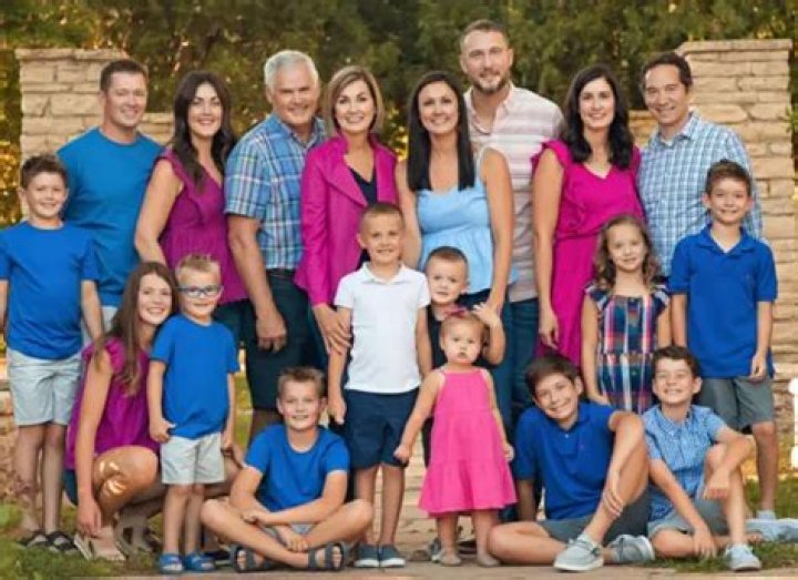 Kim Reynolds family, husband, children, parents, siblings
