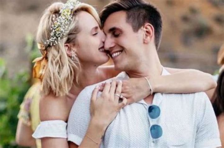 Last Man Standing Actress Molly McCook Marries Broadway Star John Krause