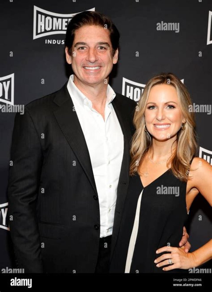 Lauren Lyster KTLA: Bio, Age, Height, Husband, Carter Evans, Wedding, Yahoo Finance, RT & Net Worth