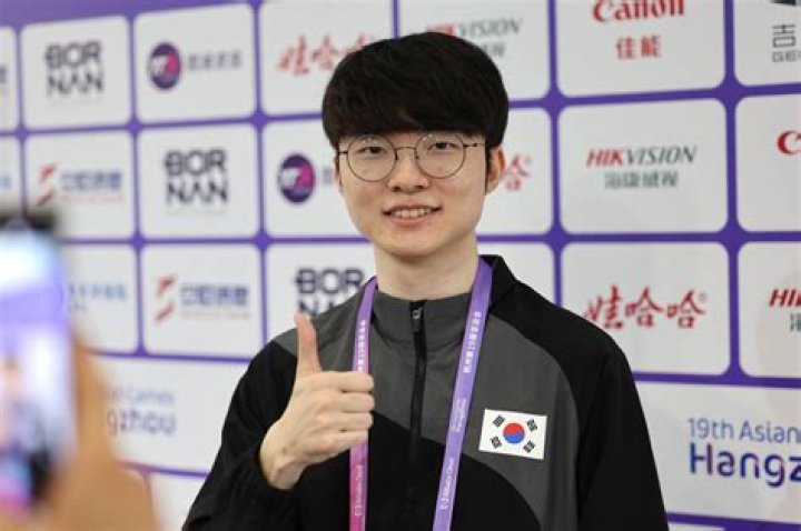 Lee Sang-hyeok (Faker) Biography - Facts, Childhood, Family Life S Korean Video Gamer