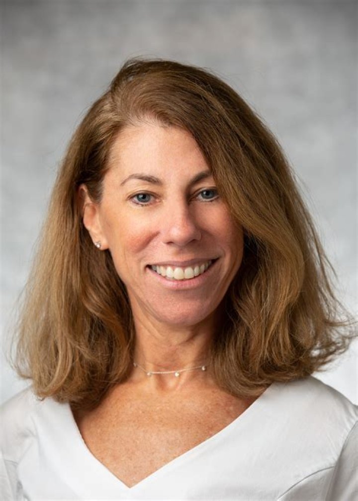 Dr. Lisa (Wolf) Glasser, MD – Mercer Island, WA