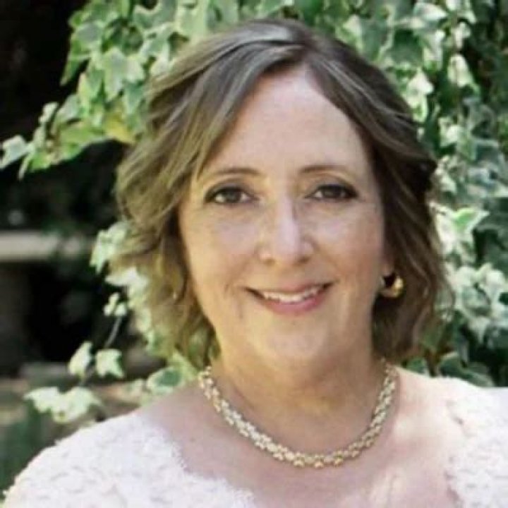 Dr. Lisa Hertz, MD – Los Alamitos, CA