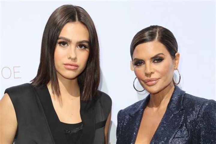 Lisa Rinna’s Daughter Amelia Hamlin Reveals Her Mom Forces Her To Appear On ‘RHOBH’ In Shocking Post!