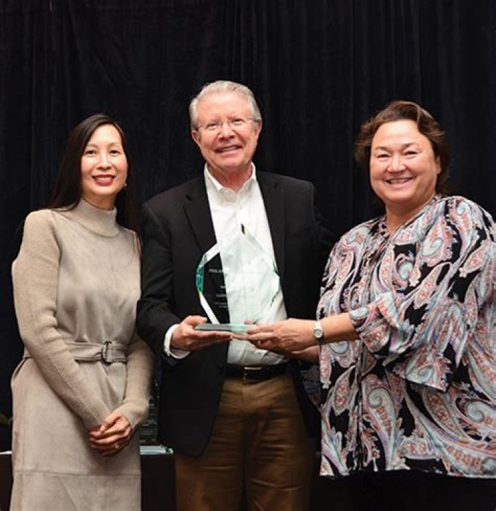 Dr. Lloyd Van Winkle, MD – Castroville, TX