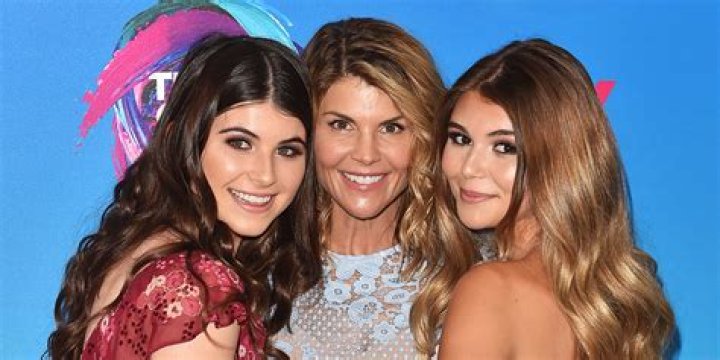 Lori Loughlin Fears Her Reputation Is ‘Ruined For Life’ After College Admissions Scandal – She’s ‘Embarrassed And Hurt’