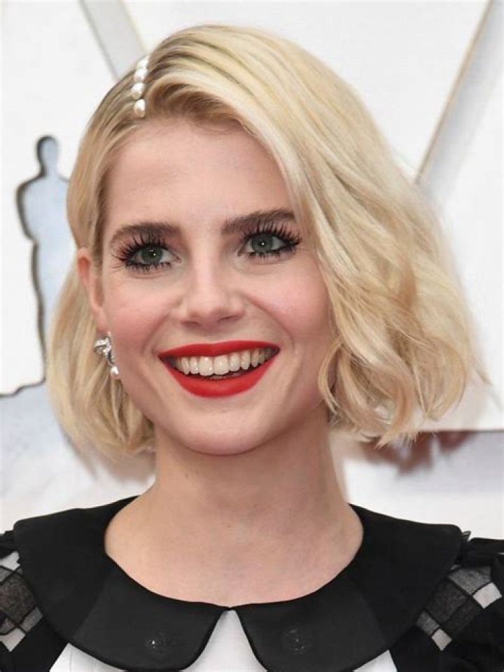 Lucy Boynton Biography - Facts, Childhood, Family Life & Achievements