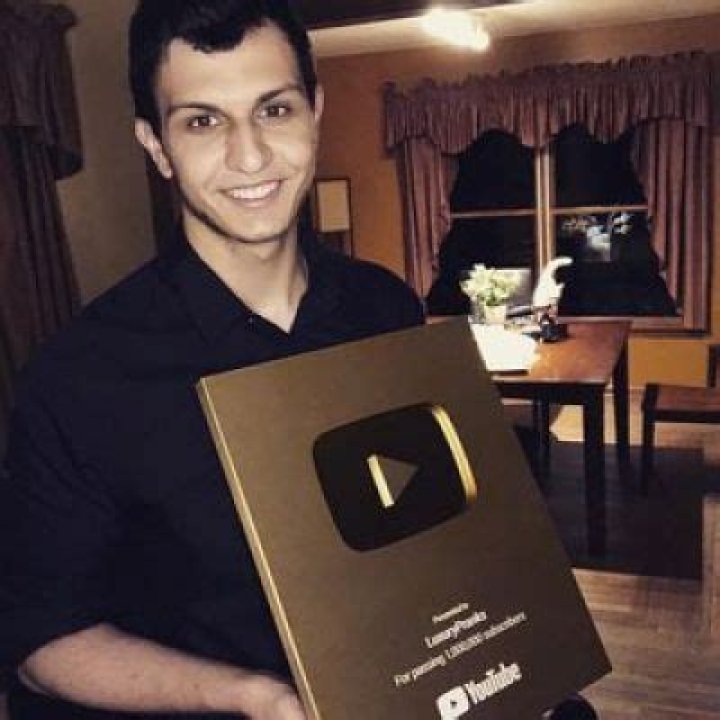 Luxury Pranks (Parker Hajiaskari) – Bio, Facts, Family Life of YouTuber