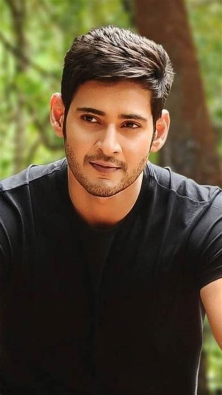 Mahesh Babu Biography - Facts, Childhood, Family Life & Achievements of Indian Actor