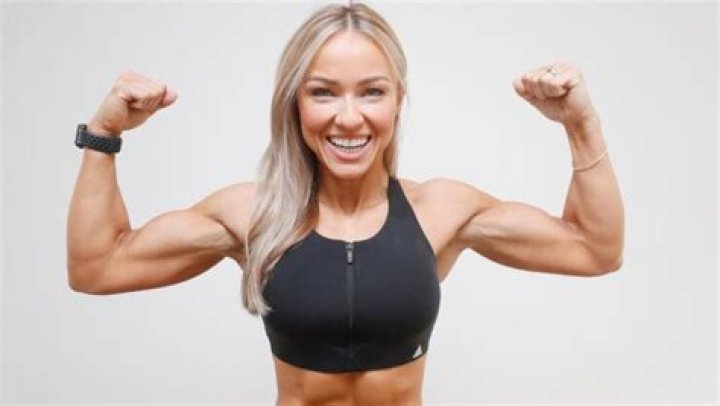 
Mandy Smith Height, Weight, Net Worth, Age, Birthday, Wikipedia, Who, Nationality, Biography 